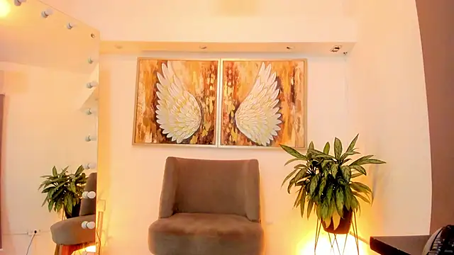 Mia Velvee online show from 05/11/26, 04:04