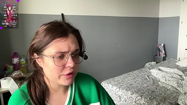 lolaluxe69 online show from 05/12/26, 12:02