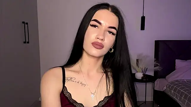KarieEgge online show from 06/03/26, 03:06