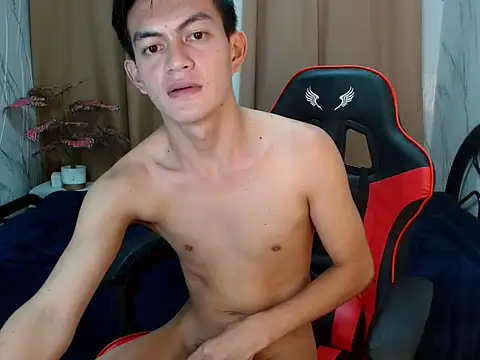 twink dolores online show from 05/13/26, 07:00