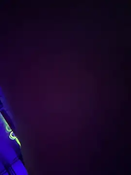 inefavel        online show from 05/12/26, 11:57
