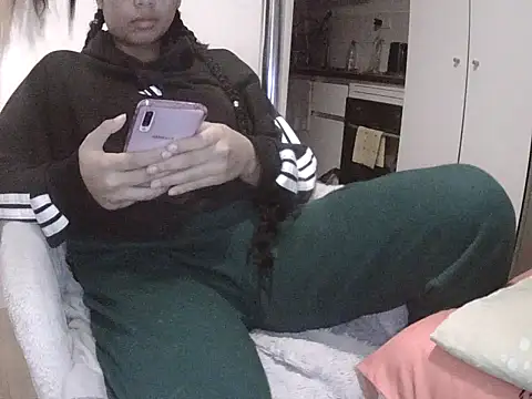 Aurora Esmeralda1281 online show from 05/29/26, 10:52