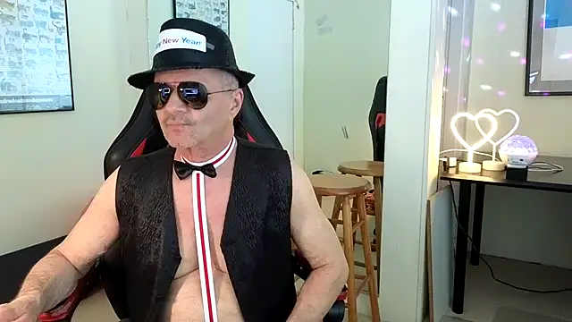 hotdadbod online show from 01/01/25, 09:20