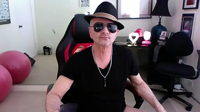 hotdadbod online show from 02/23/25, 09:26