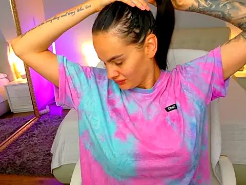 BabyyGirll  online show from 05/14/26, 05:58