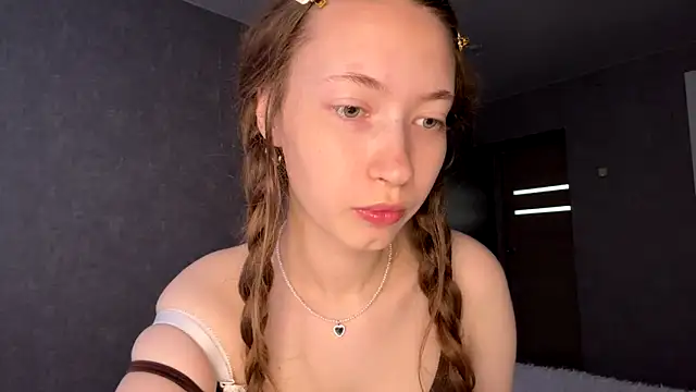 Emily Mur  online show from 06/23/26, 05:05