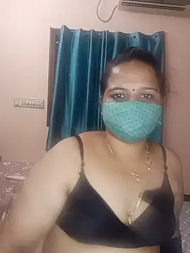 Snapshot of pirainilla chatting on 05/28/26, 05:10 pirainilla online show from 05/28/26, 05:10