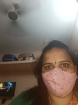 Snapshot of pirainilla chatting on 06/30/26, 04:52 pirainilla online show from 06/30/26, 04:52
