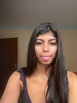 bruna carvalhohott online show from 05/29/26, 12:25