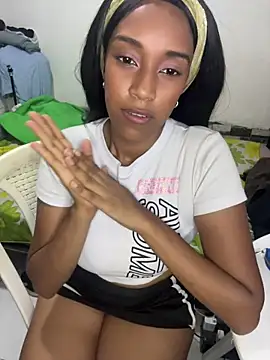 CandyDollXXX online show from 05/13/26, 06:27