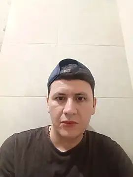 Maduro-Mariquita online show from 05/18/26, 05:24