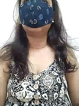 hot kiran2000 online show from 05/14/26, 10:11