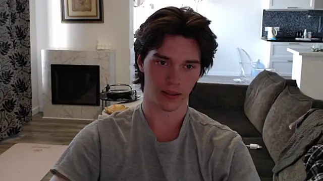 Snapshot of arthur___king chatting on 05/15/26, 02:13 arthur king online show from 05/15/26, 02:13