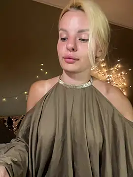 MissAnabel  online show from 06/17/26, 06:53