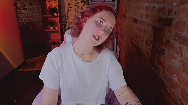 ScarlettSparkss online show from 06/15/26, 01:35
