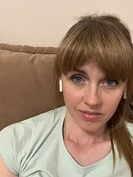 Kamilochka29511 online show from 05/21/26, 05:20