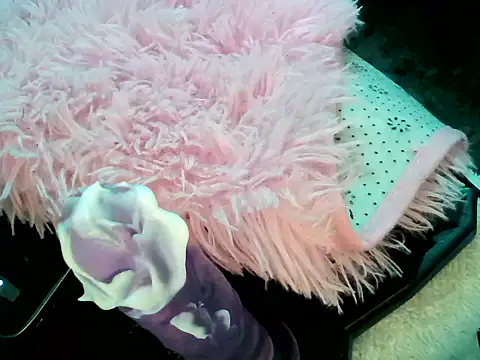 Latinahott1 online show from 06/03/26, 04:23