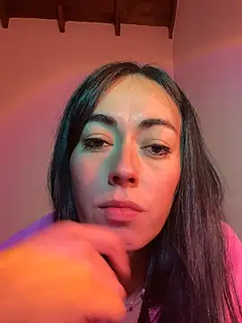 ToxicYani online show from 05/20/26, 04:18