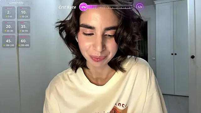 JessiaRuezga online show from 06/24/26, 12:15