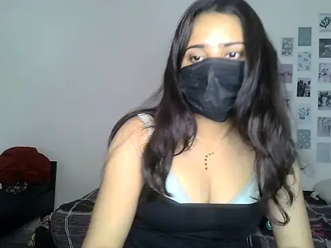 Snapshot of priyanks_sharma37 chatting on 05/21/26, 05:47 priyanks sharma37 online show from 05/21/26, 05:47