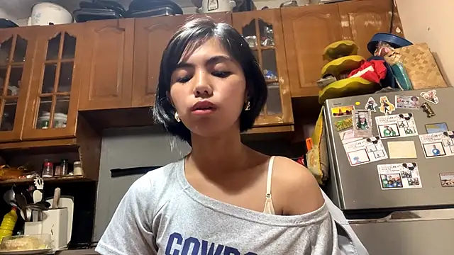 YukikoSchaefers online show from 05/25/26, 03:12