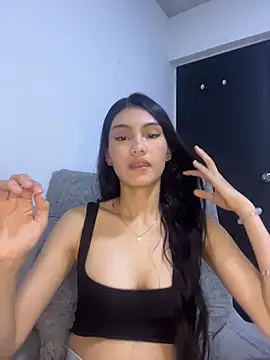 Snapshot of _BellaCute_ chatting on 06/10/26, 07:51 BellaCute online show from 06/10/26, 07:51