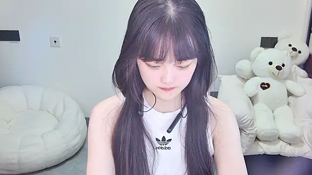Snapshot of Evil-Bunny007 chatting on 06/19/26, 12:42 Evil-Bunny007 online show from 06/19/26, 12:42