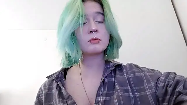 HunXena online show from 05/20/26, 04:02