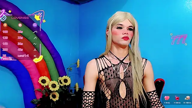 Isabella Kirk  online show from 06/18/26, 11:36