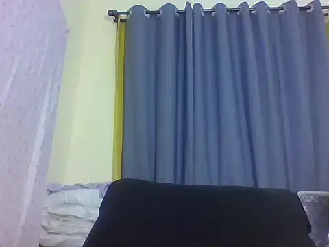 petite hottie online show from 06/09/26, 02:50