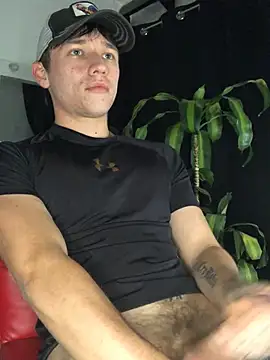 Snapshot of Salvatore_angelo chatting on 06/24/26, 02:54 Salvatore angelo online show from 06/24/26, 02:54