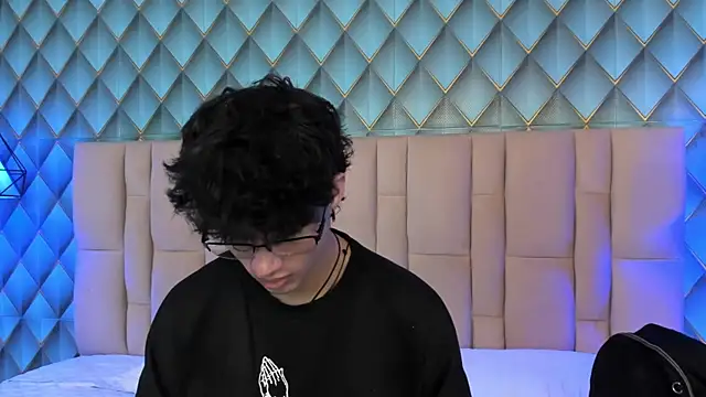 Sofia-Ethan online show from 06/07/26, 02:32
