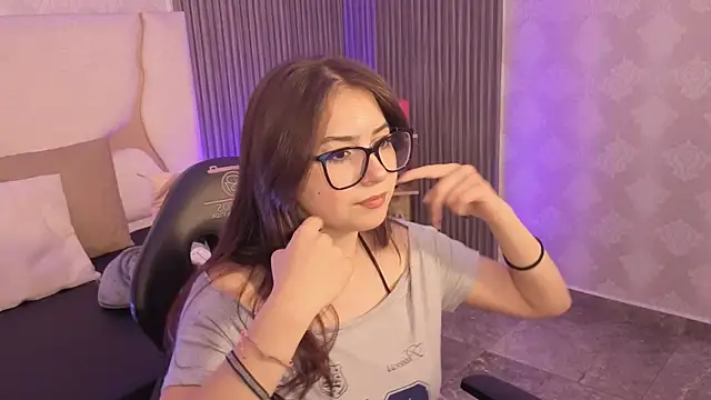 andrea tay1 online show from 06/20/26, 07:16