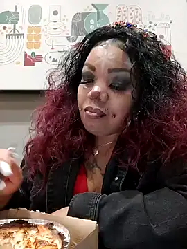 NailGoddessnow online show from 12/25/24, 01:31