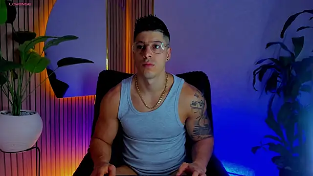 lukas green11 online show from 06/12/26, 07:57