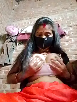 Snapshot of Rachnaaapkijaan78 chatting on 05/18/26, 07:36 Rachnaaapkijaan78 online show from 05/18/26, 07:36