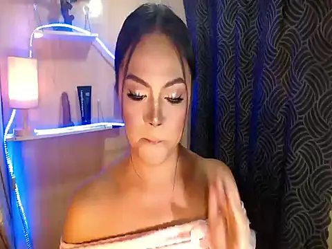 AmberMoorets online show from 05/20/26, 09:48