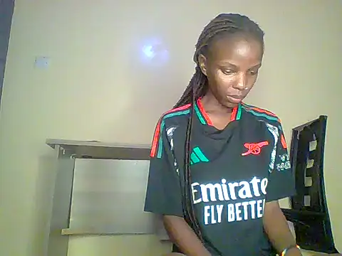 kiki8390 online show from 06/10/26, 05:45