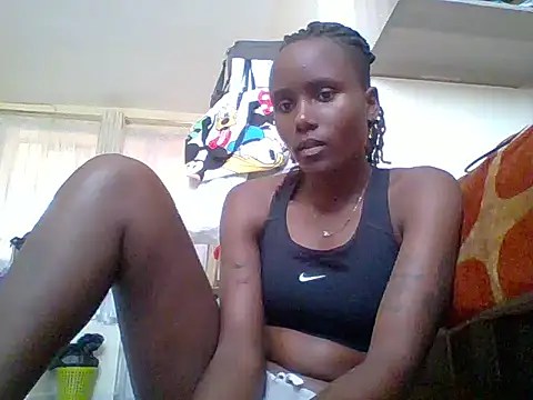 kiki8390 online show from 06/15/26, 01:46
