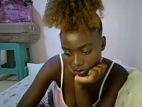 BUNNY BLISS1 online show from 06/11/26, 01:16