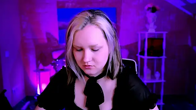 ViolettWoods online show from 06/28/26, 08:20
