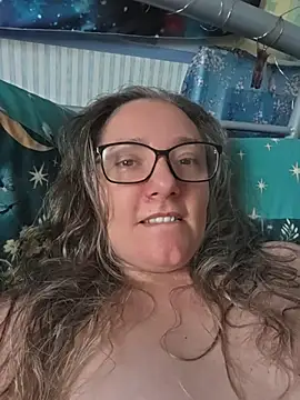 Izzylove47 online show from 06/26/26, 11:14