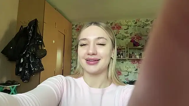 Kattyqte online show from 05/22/26, 07:15
