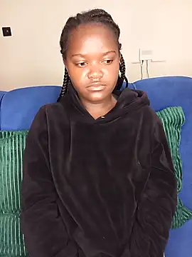 little creamy online show from 06/12/26, 03:05