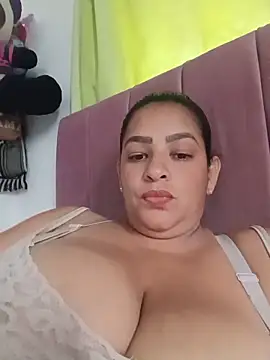 hugeboobs zafiro online show from 06/03/26, 01:46