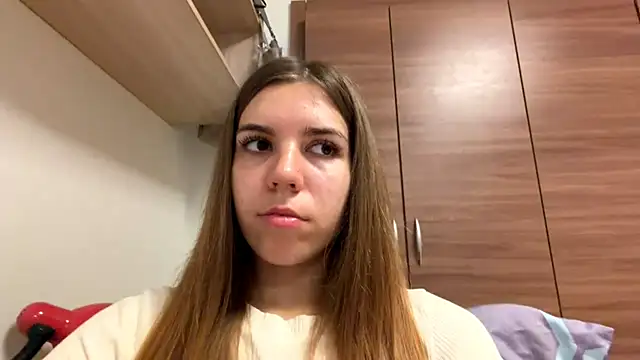 LaurindaStalford online show from 07/09/26, 05:06