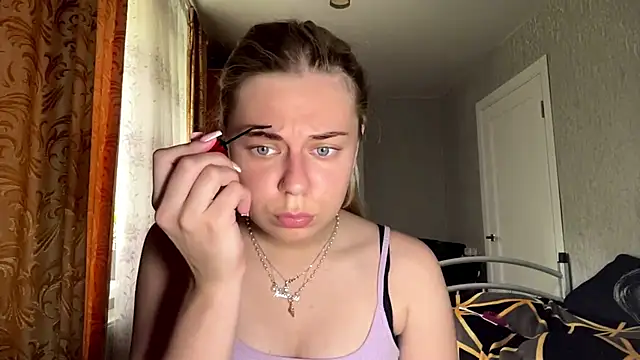 HoneysPiee online show from 07/09/26, 09:46