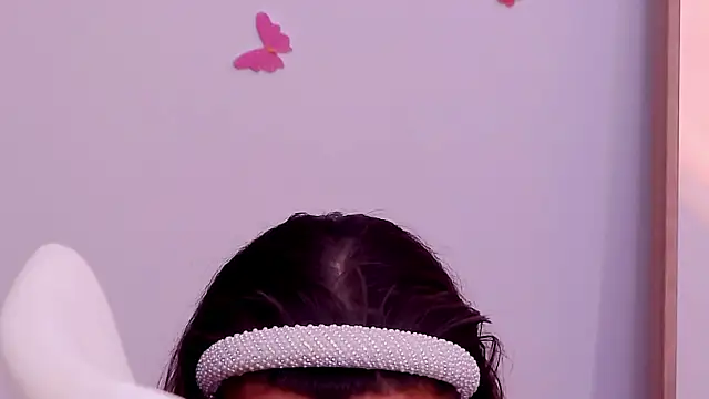 Daisy Blush online show from 05/25/26, 04:40