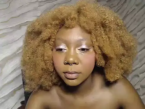 SpicyMackenzie22 online show from 07/23/26, 03:37
