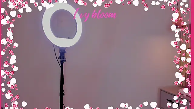 Ivybloom  online show from 06/05/26, 12:44